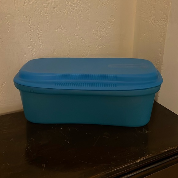 Tupperware pasta maker - Picture 1 of 3
